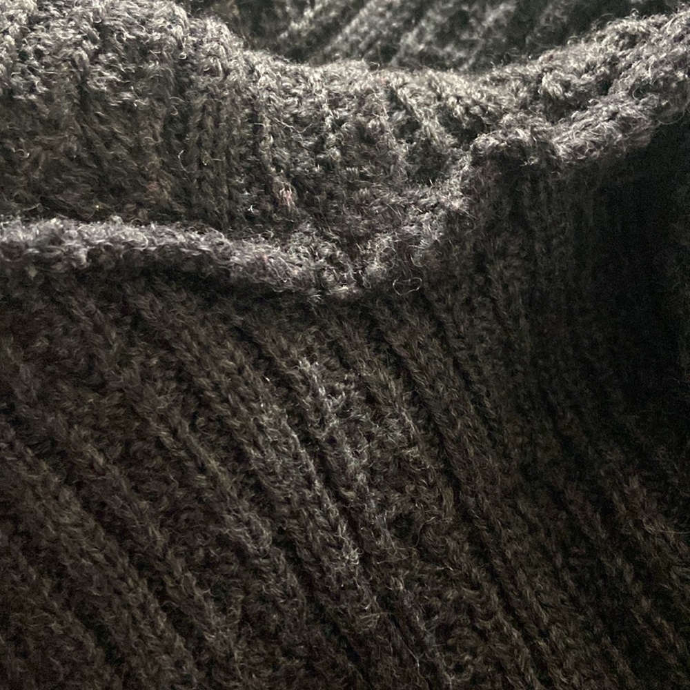 Cardigan - Picture 7 of 10
